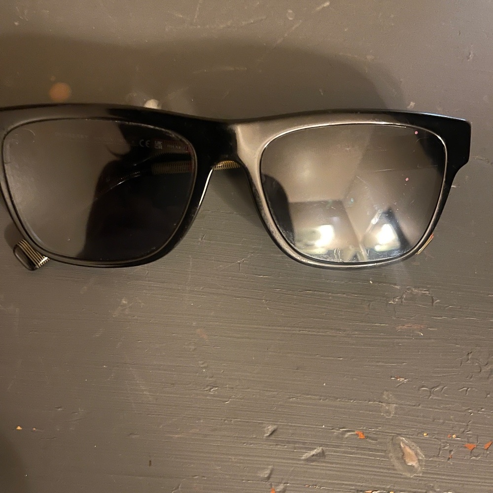 Burberry vintage sunglasses